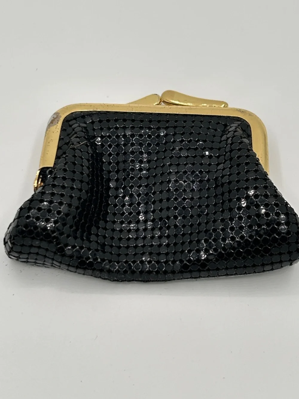 Vintage WHITING & DAVIS Black Metal Mesh Miniature Kissing Lock Coin Purse